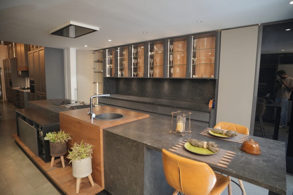 LuxeCraft Kitchen